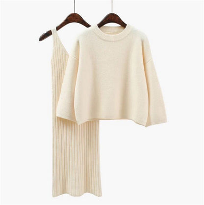 Femme ensemble tricoté à la mode avec un pull oversized confortable et une robe étroite Chic und Stil