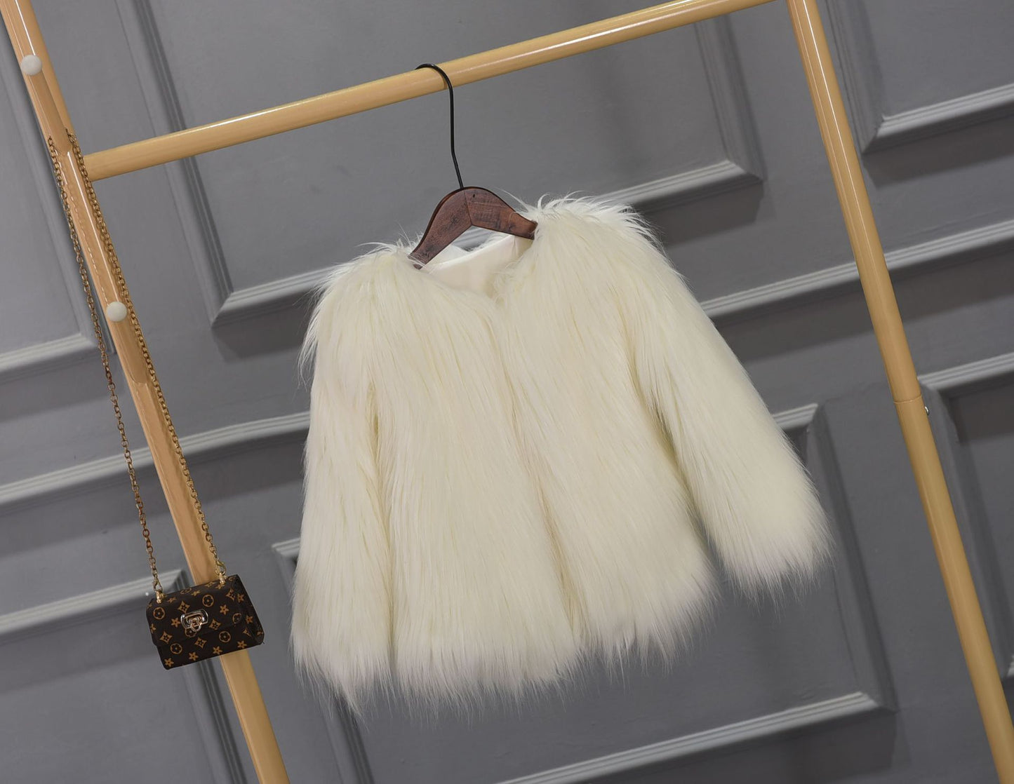 Ladies Luxurious Faux Fur Jacket with Voluminous Collar Chic and Style