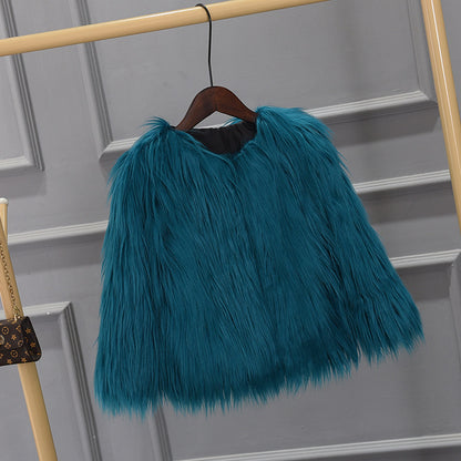 Veste en fausse fourrure féminine à coupe volumineuse Chic und Stil