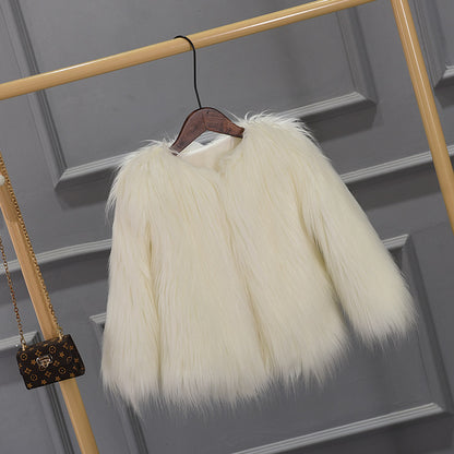 Veste en fausse fourrure féminine à coupe volumineuse Chic und Stil