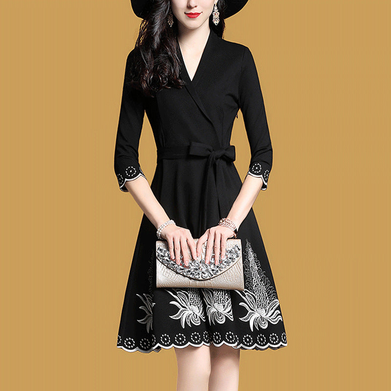 Robe A-ligne élégante brodée Chic und Stil dames