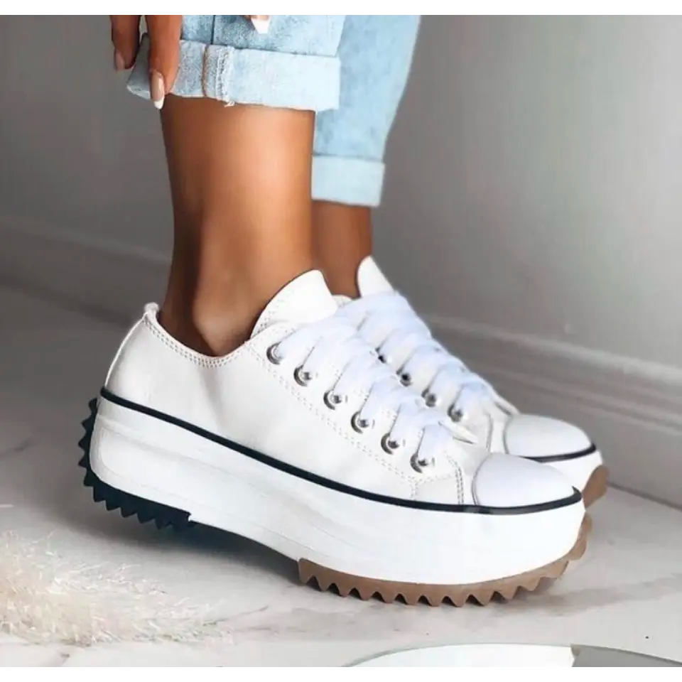 Chic und Stil | Orthopedic Platform Sneakers