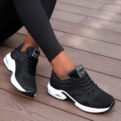 Chic und Stil | Orthopedic Sneakers