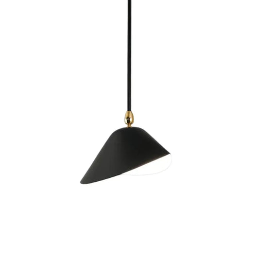 Applique Antony - Design Intemporel en Noir & Laiton-Plafonniers-ChicUndStil