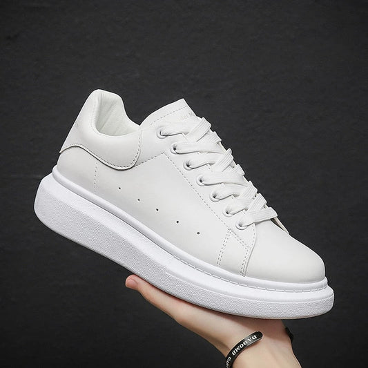 Chic und Stil | Sole Platform Sneakers Andres