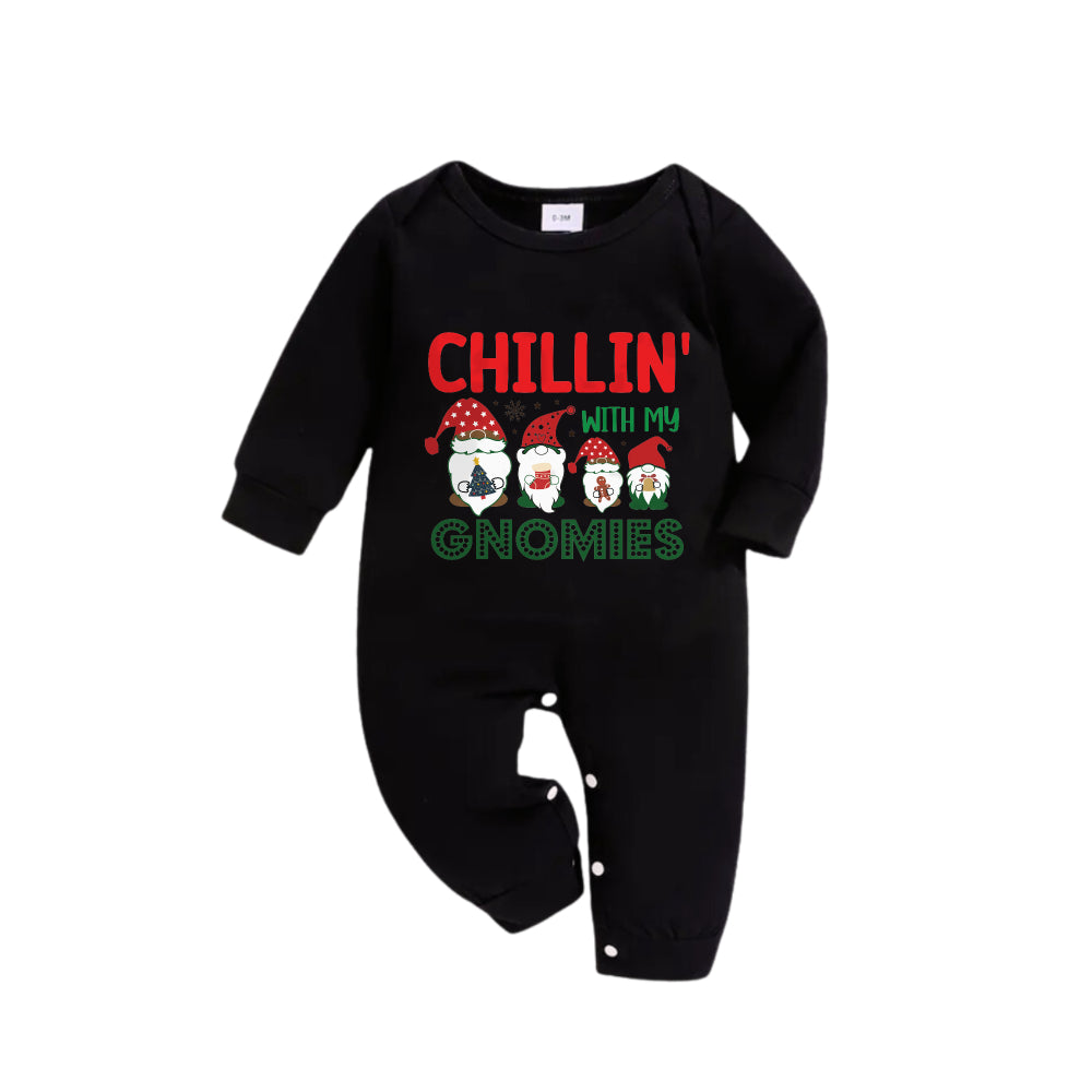 Chic und Stil | Christmas Family Matching Pajamas - Black Top and Green Checkered Pants Pjs Set with "Chillin With My Gnomies" Print