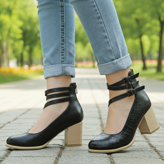 Chic und Stil | Block heel ankle shoes