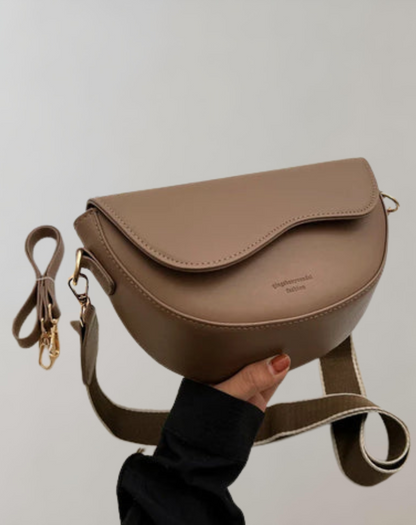 Chic und Stil - Sac bandoulière en cuir vegan pour femmes | Sac à la mode