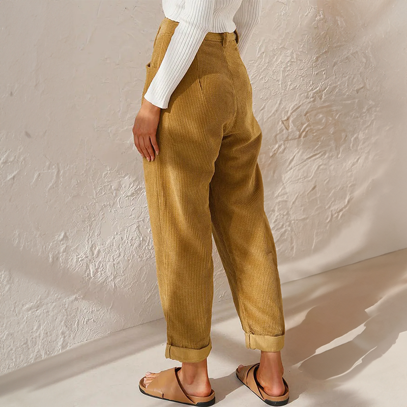 Elegant corduroy pants