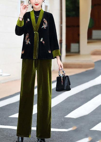 Chic und Stil | Green embroidered silk velvet coats with V neck and two-piece suit pants