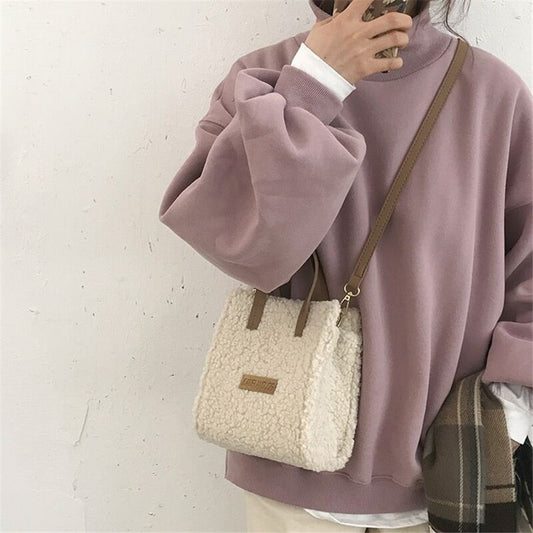 Chic und Stil | Sac à main Teddy - Parfait pour accompagner ton manteau Teddy