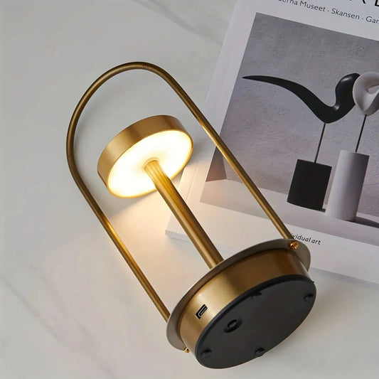 Estraglo - Lampe à poser LED - Lumière à faible consommation d'énergie-Lampe de table-ChicUndStil