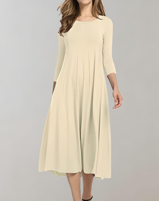 Chic und Stil | Swing Dress with 3/4 Sleeves for A Stylish Look