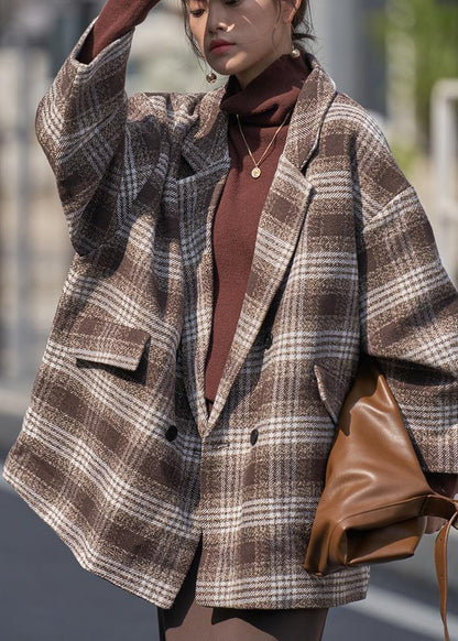 Chic und Stil | Fine plaid chocolate trench coat Wardrobe Double neck wool