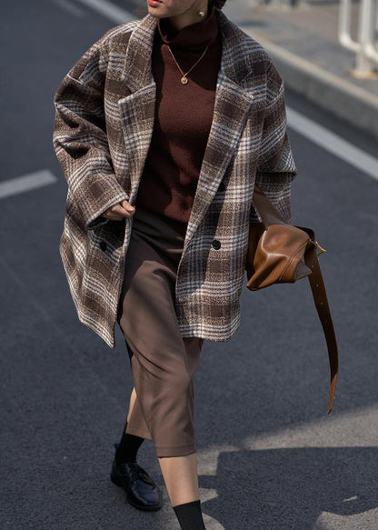 Chic und Stil | Fine plaid chocolate trench coat Wardrobe Double neck wool