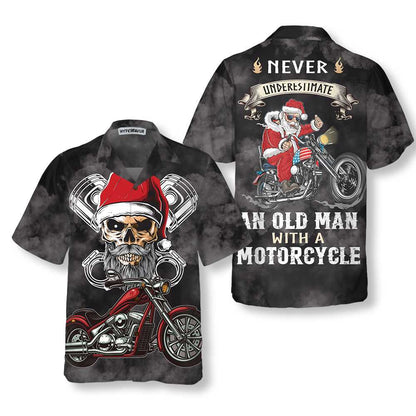 Chic und Stil | Ne sous-estimez jamais un vieil homme avec un t-shirt hawaïen de Noël à moto, meilleur cadeau de moto pour Noël