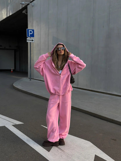 Oversized patterned hoodie set for women and wide jogging pants Chic und Stil