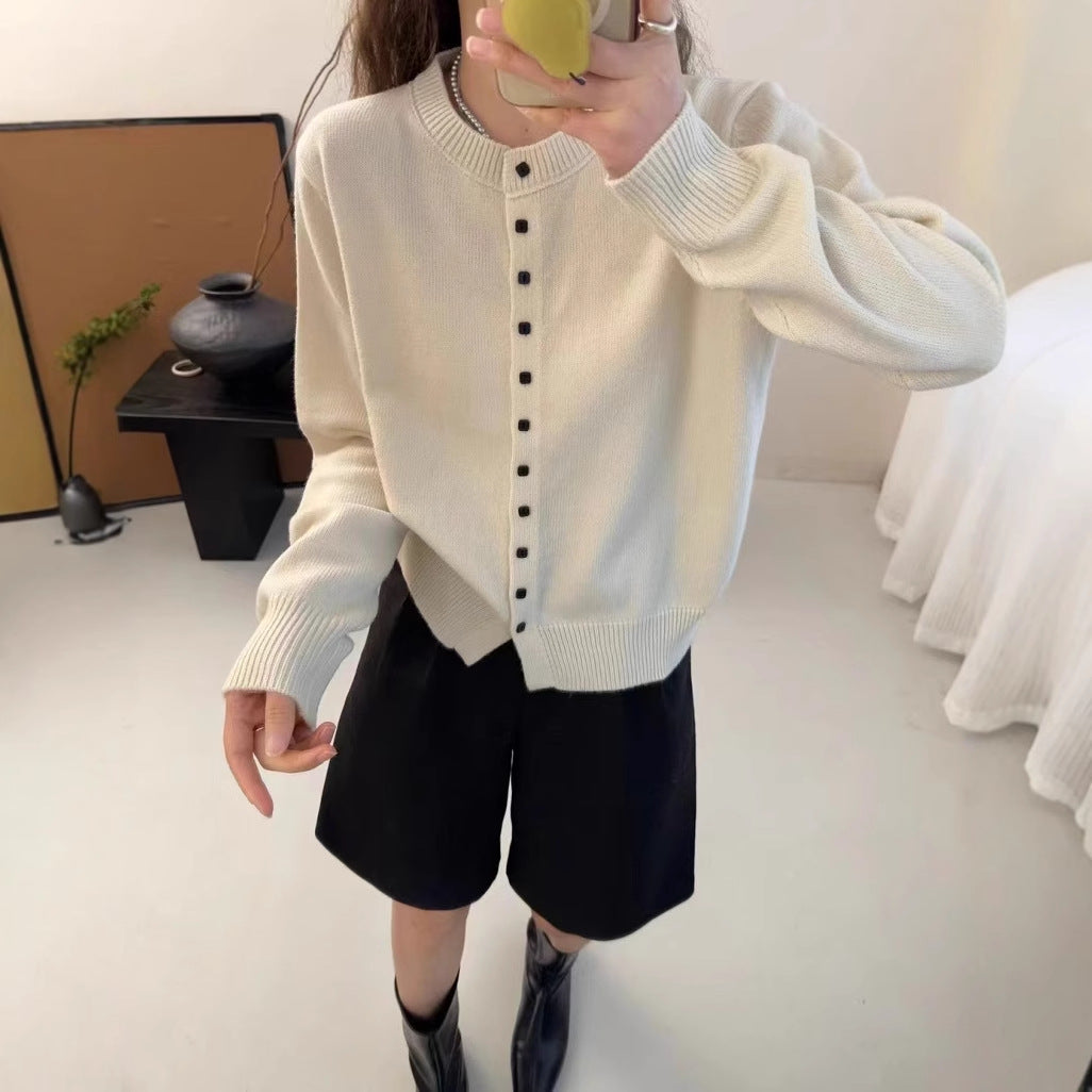 Cardigan à boutons élégant pour femmes en laine de haute qualité Chic und Stil