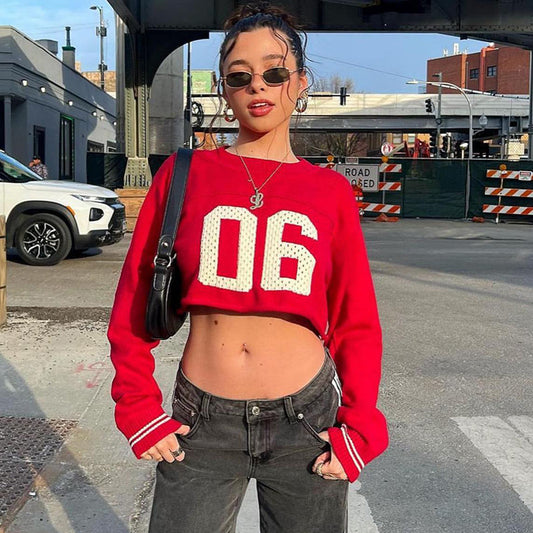 Pullover court à la mode pour femmes au look sportif avec imprimé frappant Chic und Stil