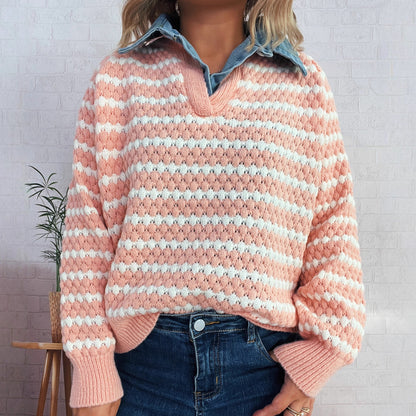 Pull en tricot pour femme avec un décolleté en V profond et un motif rayé marqué Chic und Stil