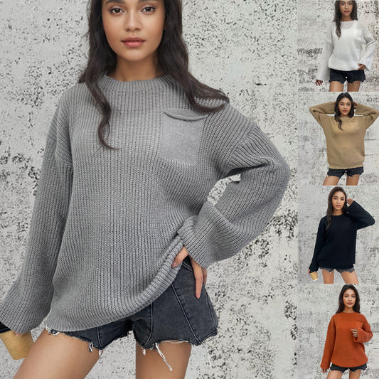 Sweat à col rond tricoté en gros mailles pour femmes avec une coupe décontractée et une poche pratique Chic und Stil