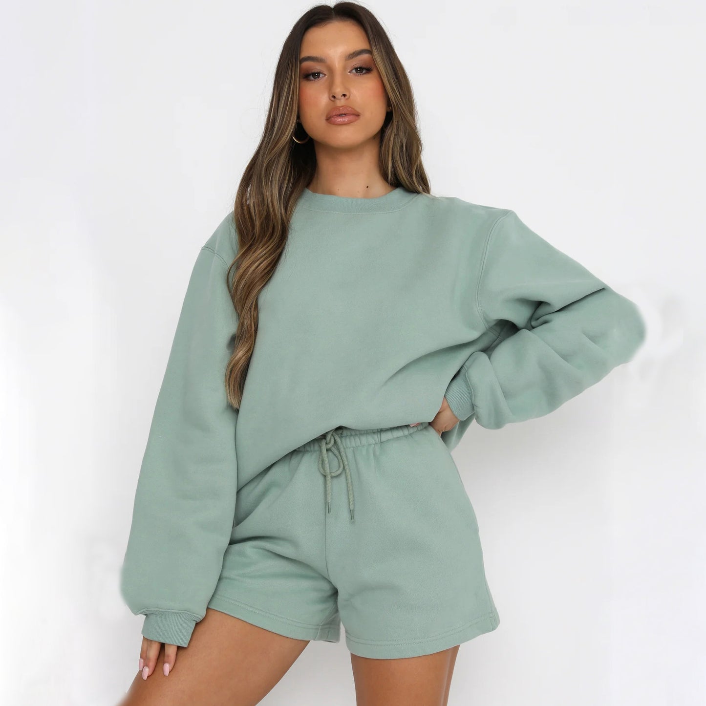 Casual oversized sweatshirt and shorts set for women Chic und Stil