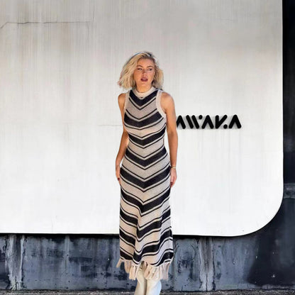 Robe maxi femme avec motif chevron et détails frangés Chic und Stil