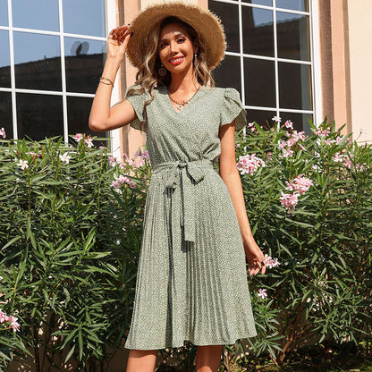 Robe portefeuille plissée pour femmes avec détail à la taille