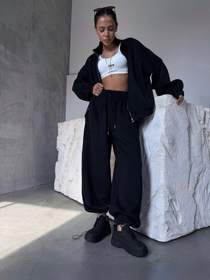 Casual polar tracksuit set for women with wide pants and oversized jacket Chic and Style
