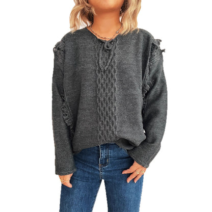 Pull en tricot oversize pour femmes avec un design de franges ludique et un motif en torsades Chic und Stil