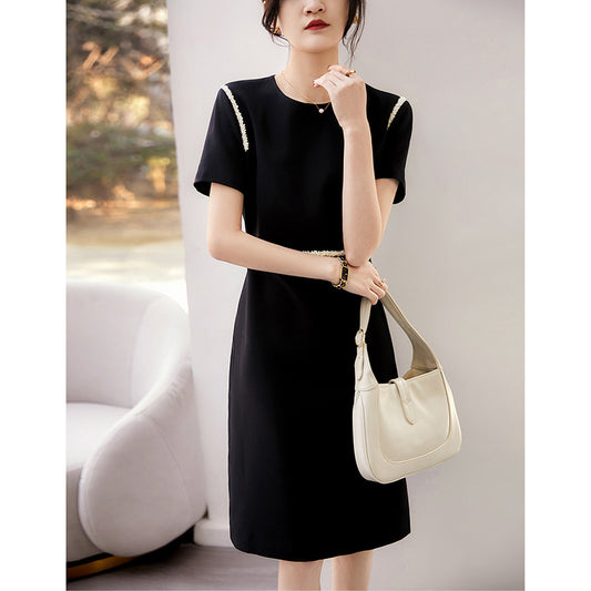 Robe shift élégante pour femmes avec garniture décorative Chic und Stil