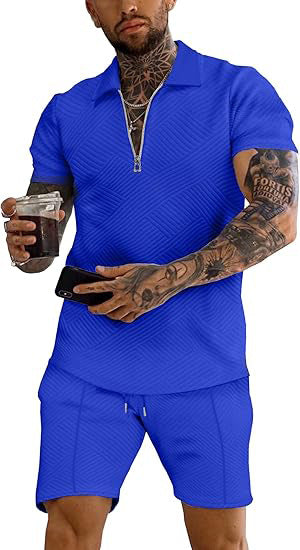 Men's trendy short-sleeve top with textured design and matching shorts Chic and Style