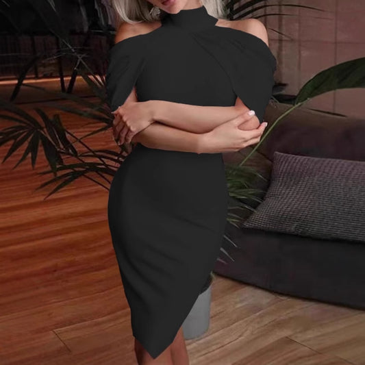 Robe maxi élégante pour femmes avec un design sans épaules et de subtils drapés Chic und Stil