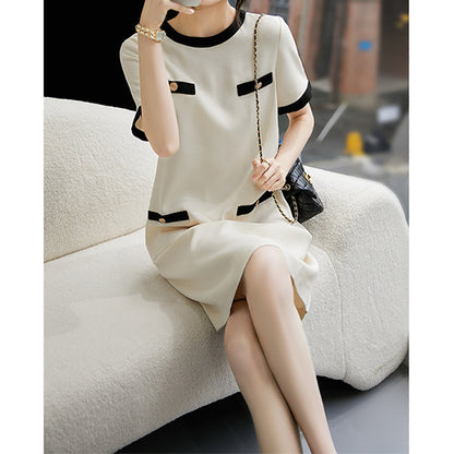 Robe midi sophistiquée pour femmes avec détail de ceinture contrastante Chic und Stil