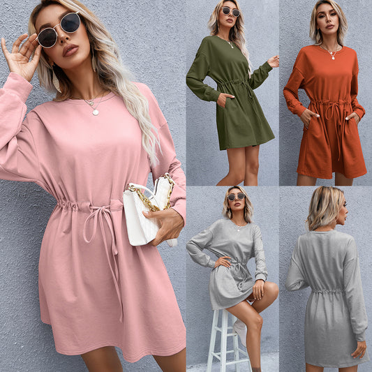 Robe sweat décontractée pour femmes avec lacets pratiques à la taille et poches latérales Chic und Stil