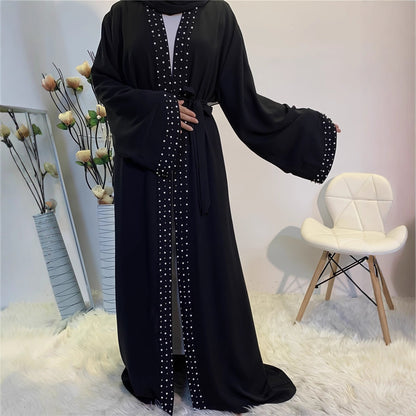 Dames élégante Abaya avec des détails en strass élaborés et une ceinture à la taille Chic und Stil