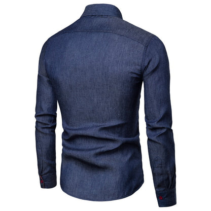 Chemise à manches longues en denim pour hommes avec des détails contrastés Chic und Stil