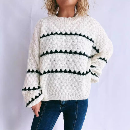 Pull en gros tricot pour femmes avec des rayures contrastantes Chic und Stil
