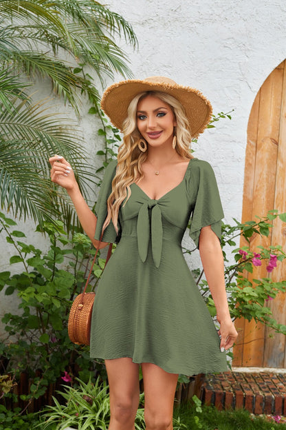 Robe d'été pour femmes avec un design de nœud élégant Chic und Stil