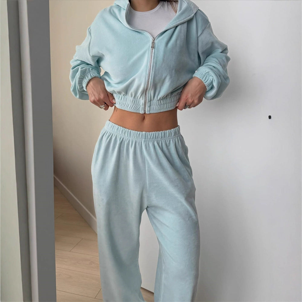 Casual short hoodie set for women with wide pants Chic and Style