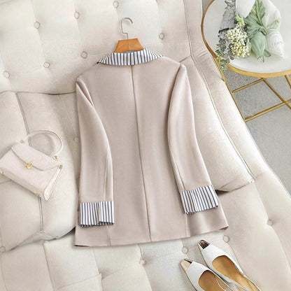 Blazer en lin élégant pour femmes avec une coupe extra large et des détails modernes Chic und Stil