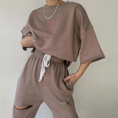 Casual set for women with oversized top and elastic pants Chic und Stil