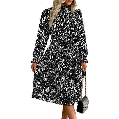 Robe midi pour femme avec col de haute qualité, ceinture à la taille et motif floral Chic und Stil