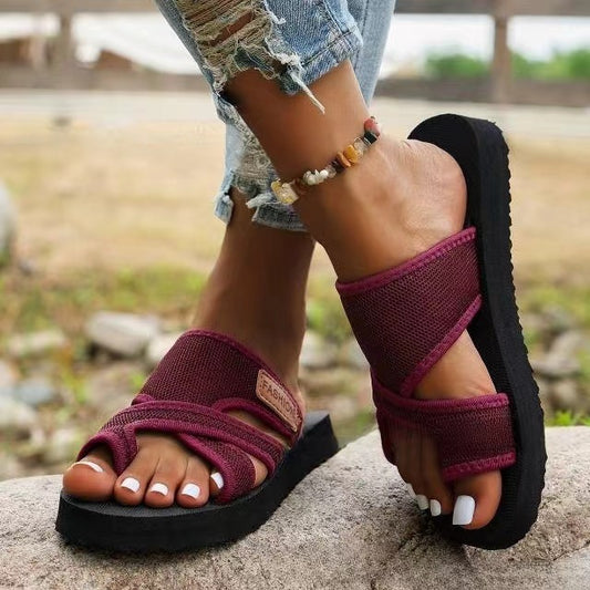 Sandales antidérapantes à brides croisées ajustables pour femmes Chic und Stil