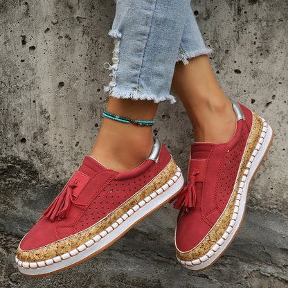Baskets Slip-On confortables pour femmes avec des franges à la mode et semelle en liège Chic und Stil