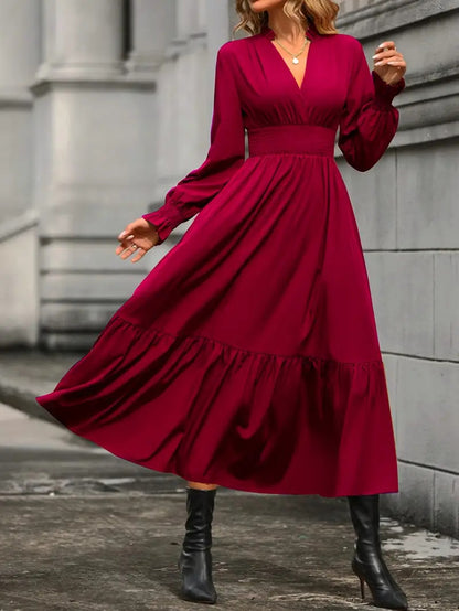 Robe maxi femme avec un élégant décolleté en V et des manches volumineuses Chic und Stil