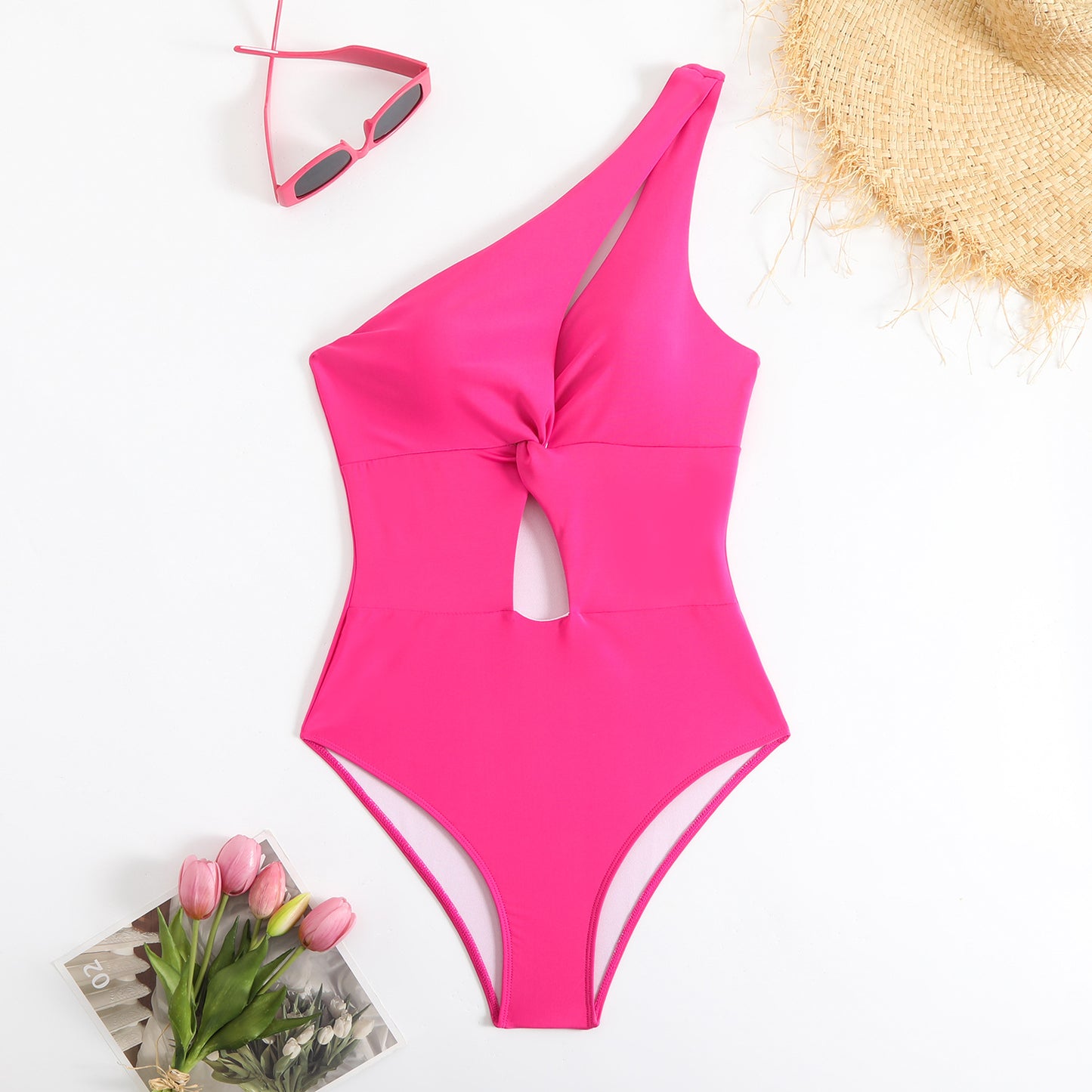 Maillot de bain une pièce pour femmes avec coupe asymétrique et détail en forme de nœud Chic und Stil