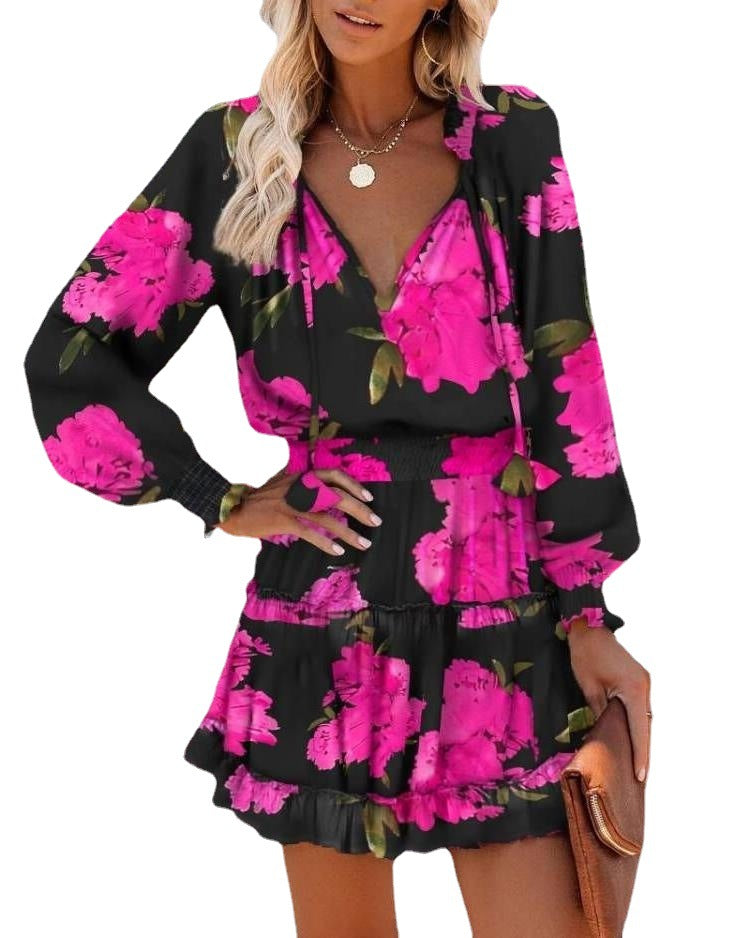 Dames Robe mini ludique avec motif coloré et détails volantés Chic und Stil