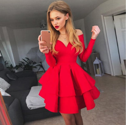 Femmes Robe de cocktail ludique sans épaules avec volants et décolleté en V profond Chic und Stil