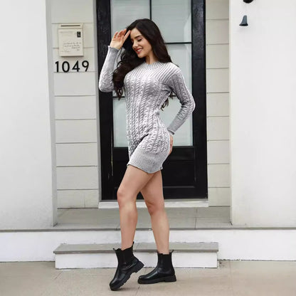Robe en tricot pour femmes avec un motif de tresses artistique et une coupe ajustée Chic und Stil